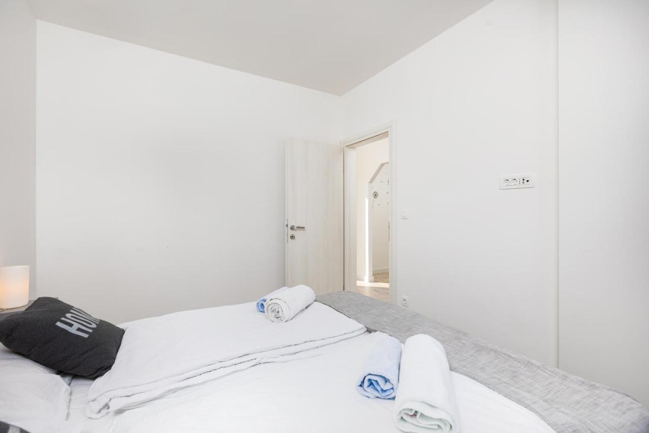 Apartments Meri Sveti Ivan  Екстериор снимка