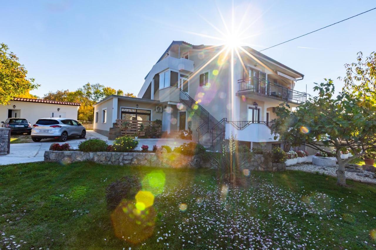 Apartments Meri Sveti Ivan  Екстериор снимка